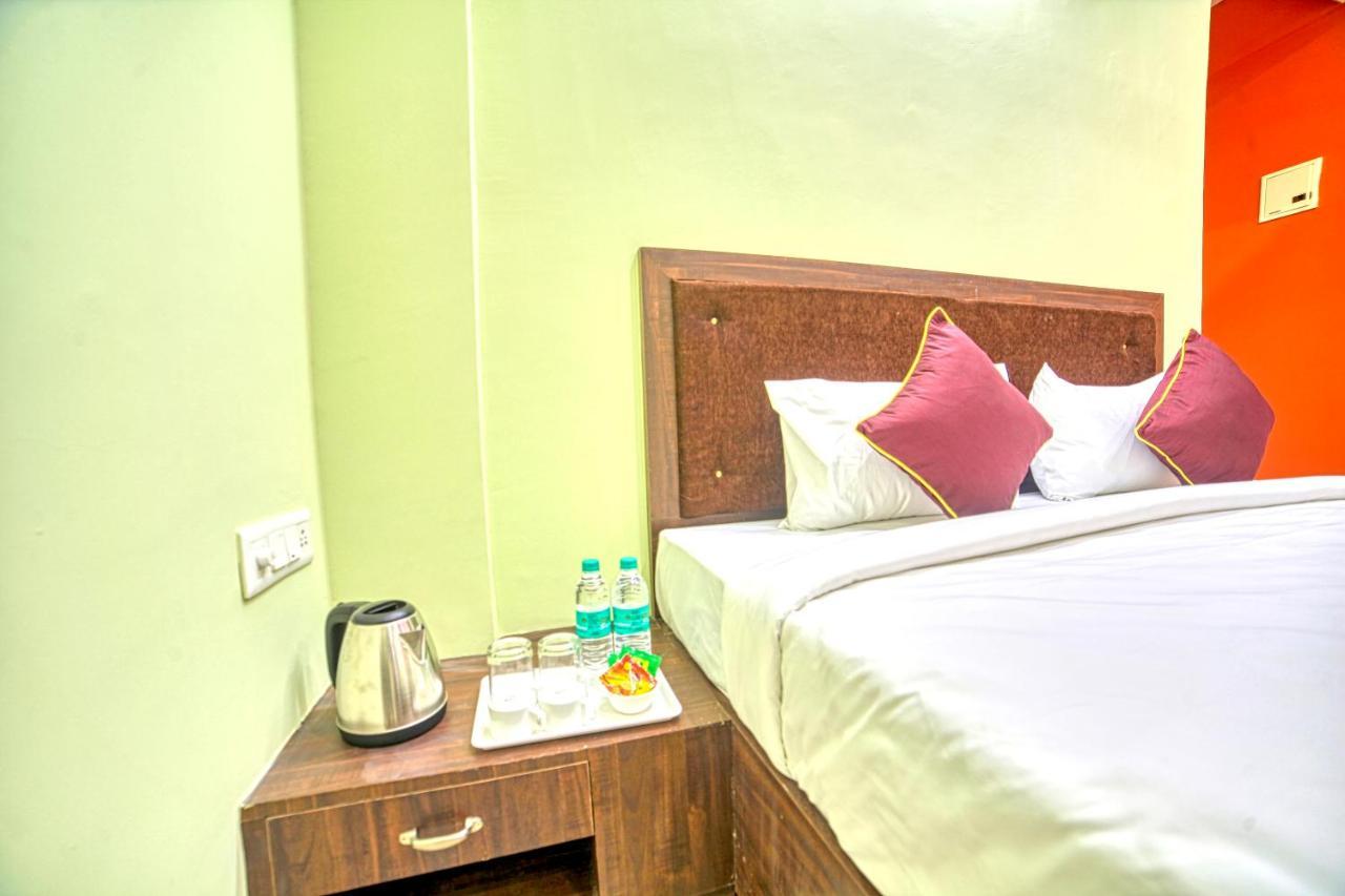 Redkey Inn Hotel Near Bangalore Airport Airport Pickup & Drop Available 24X7 Yelahanka Bagian luar foto