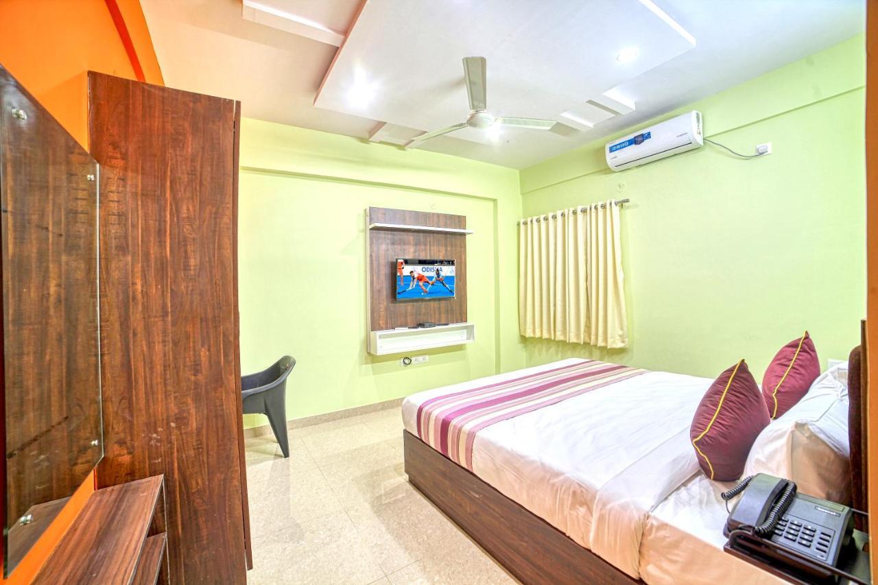 Redkey Inn Hotel Near Bangalore Airport Airport Pickup & Drop Available 24X7 Yelahanka Bagian luar foto
